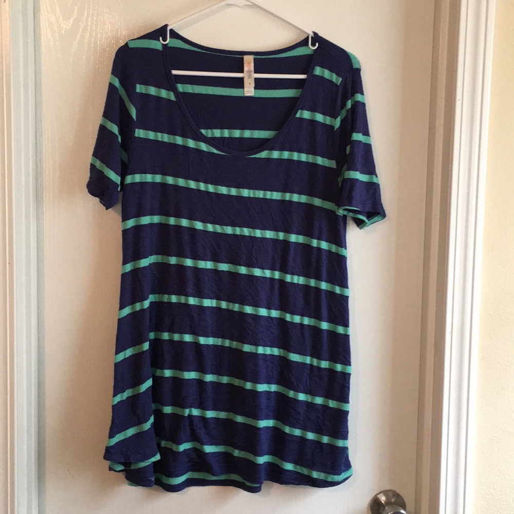 LulaRoe Perfect T